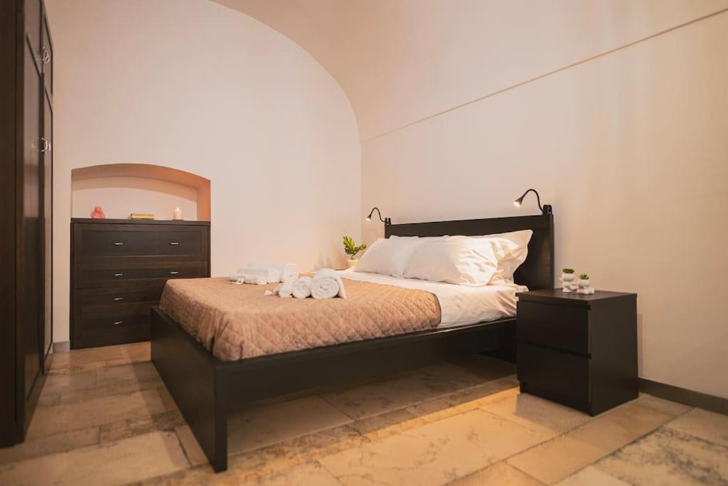Trani -Suite ❉Marmor - Elegante Casa Storica ❉ エクステリア 写真